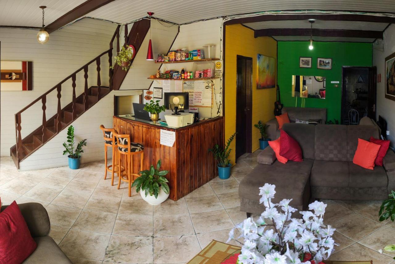 Pousada Alojaki Hostel Прая Гранде Екстериор снимка